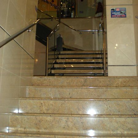 Hostal La Hispanidad มาลากา ภายนอก รูปภาพ