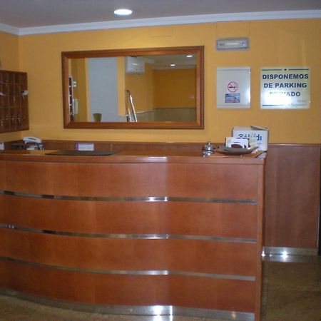 Hostal La Hispanidad มาลากา ภายนอก รูปภาพ