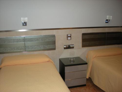 Hostal La Hispanidad มาลากา ภายนอก รูปภาพ